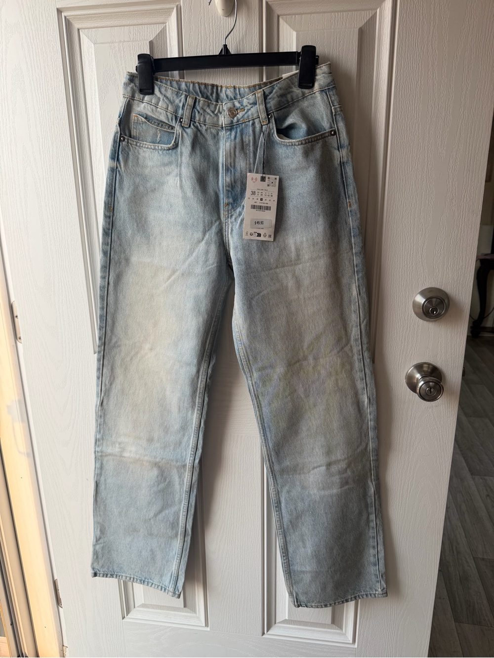Zara Light Wash Womens Straight Jeans